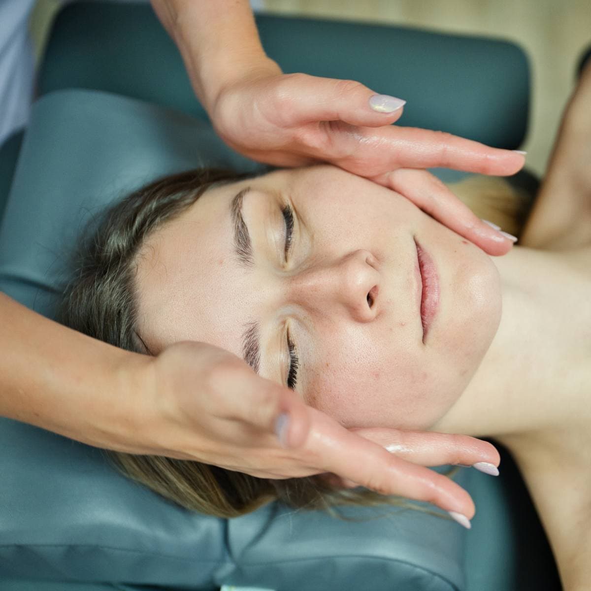 Masaż głowy, twarzy, szyi | Katowice | Salon Masażu Angelina Warmuz