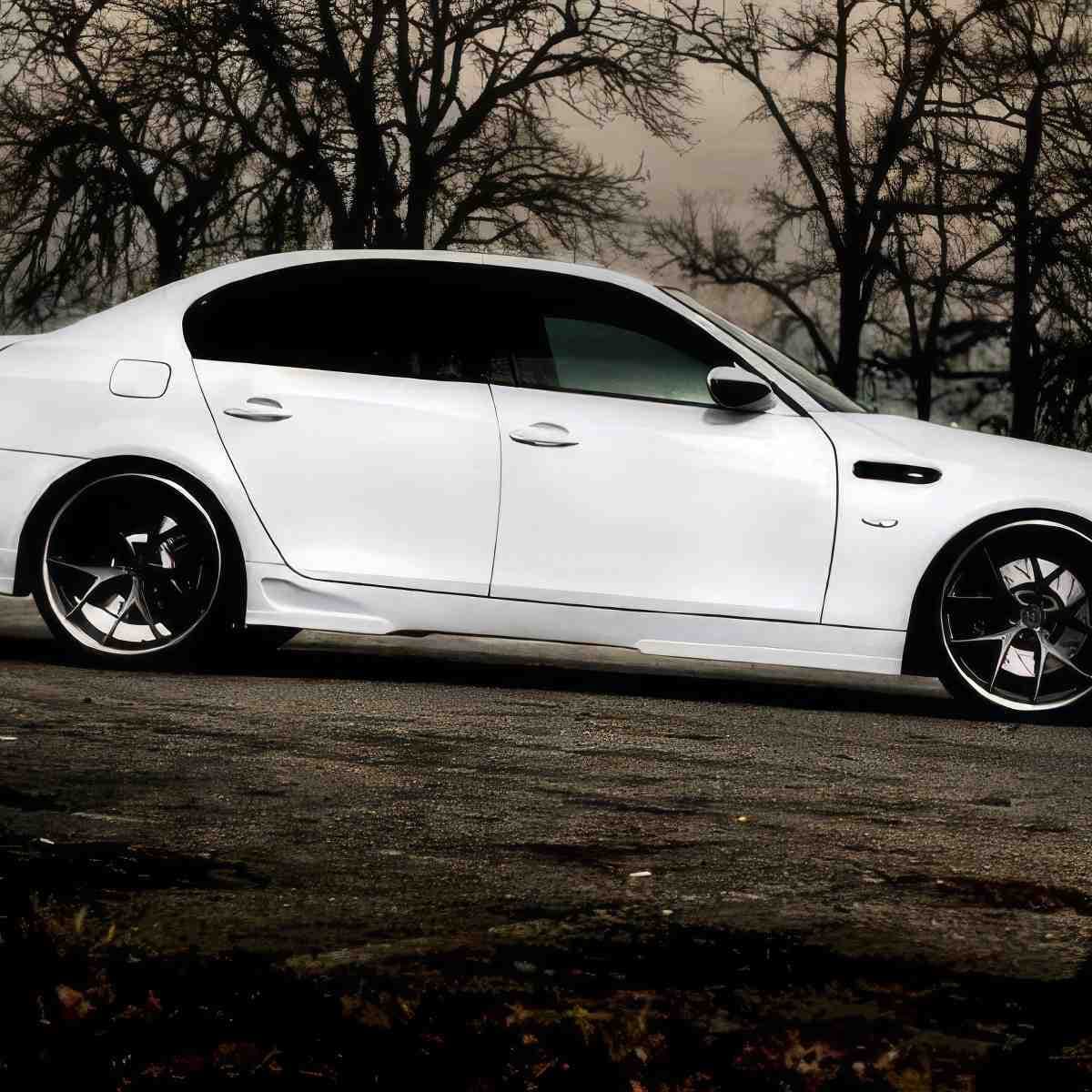 Jazda BMW M5 V10 po torze w fotelu pasażera | Warszawa | ASM Rent Car