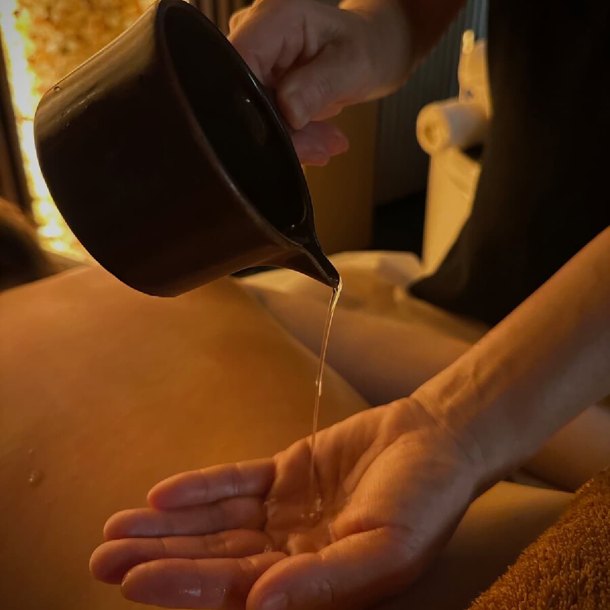 Tajski masaż z olejkami