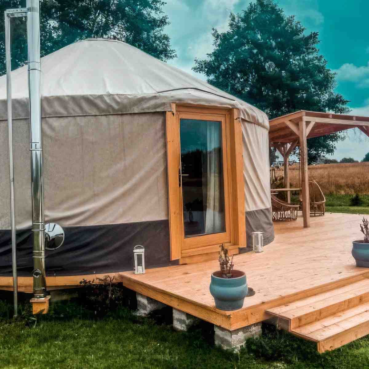 Pobyt rodzinny dla 4 osób - weekend | Płock (Gostynin ) | Jurty Glamping