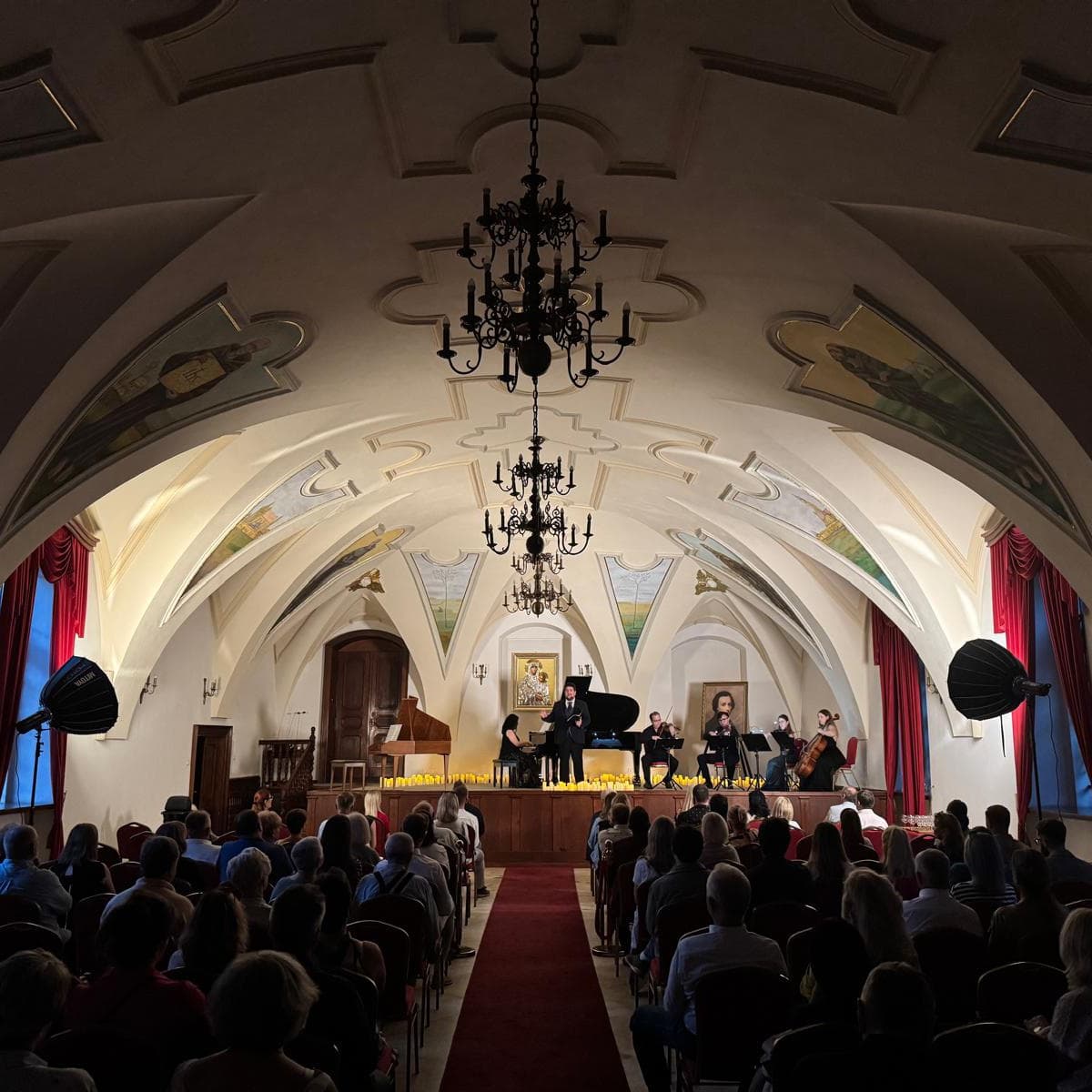 Koncert Muzyczny Życiorys Franka Sinatry | Sopot