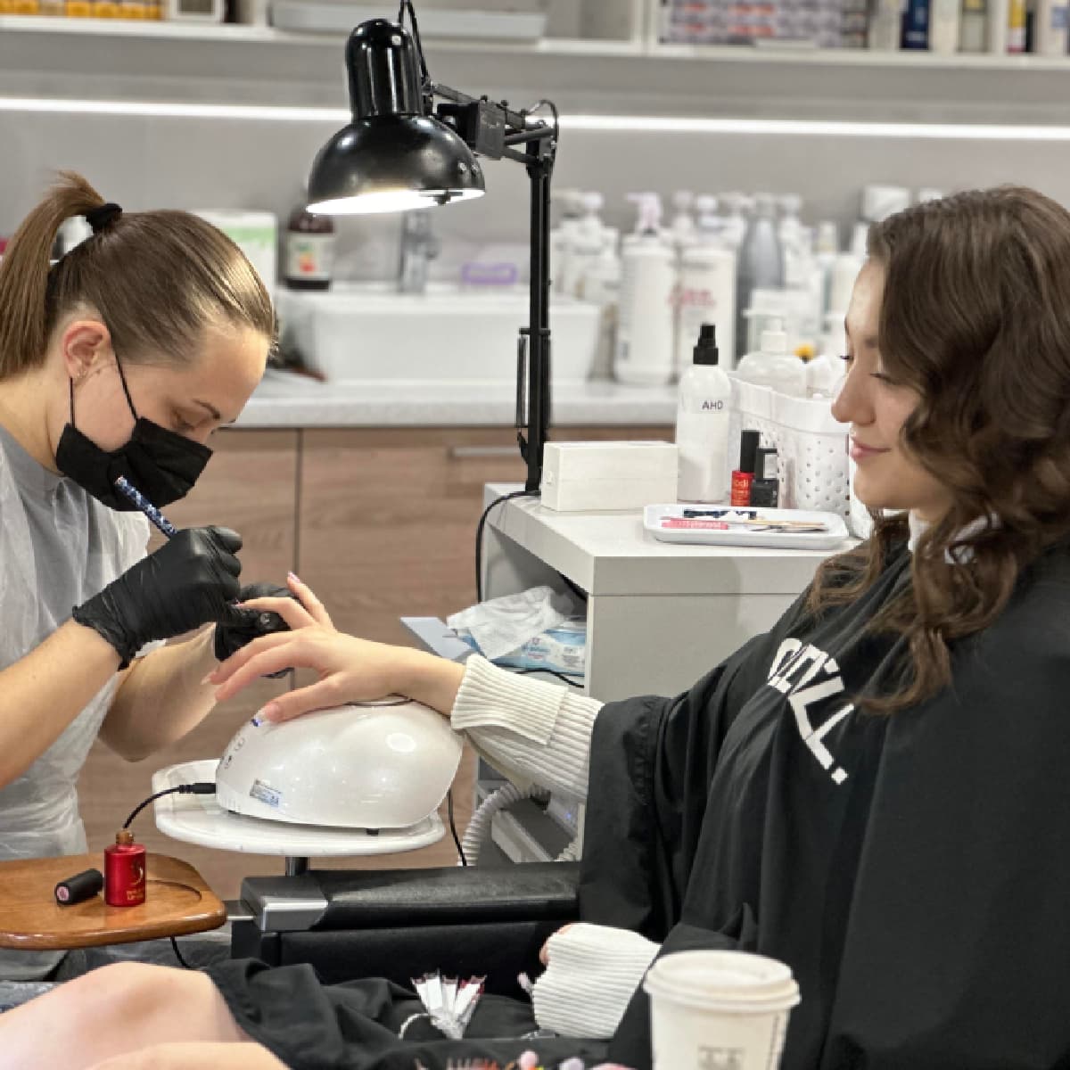 Manicure + Pedicure + Brwi (hybryda) | Kraków | Fast Line Studio