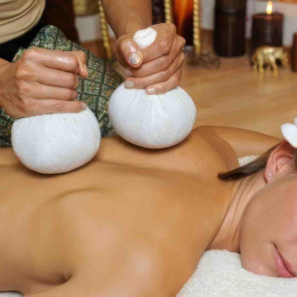 Masaż stemplami | Kraków | Instytut Shintai DAY SPA