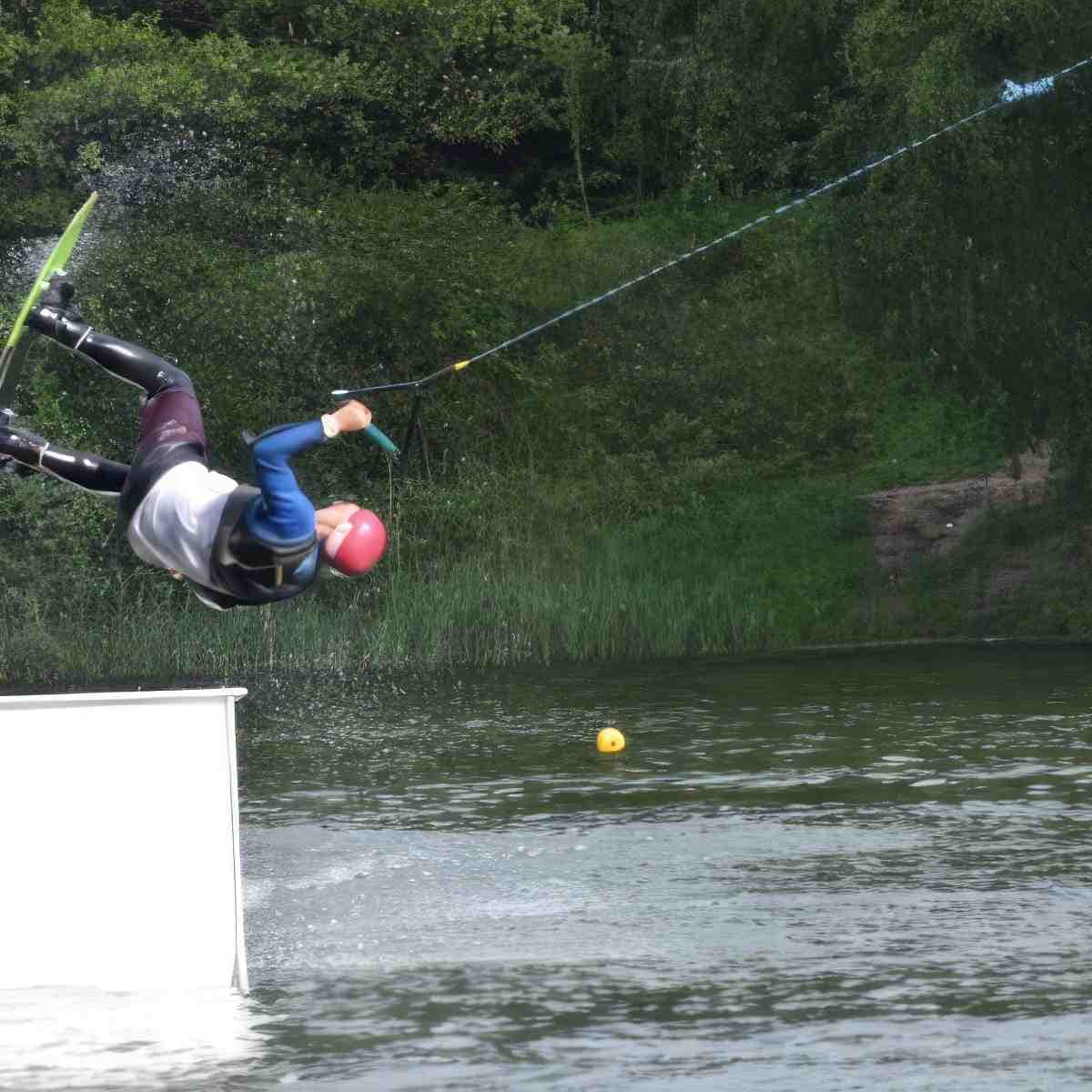 Poznaj wakeboarding dla dwojga | Starogard Gdański (Skarszewy)
