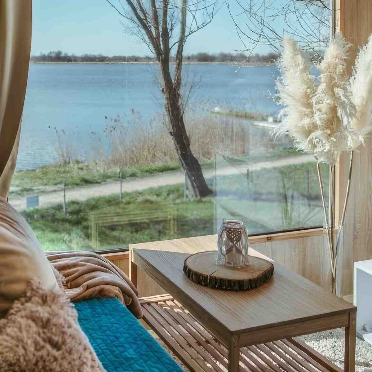 Weekend w domku w drzewach | Mielno | HT Houseboats