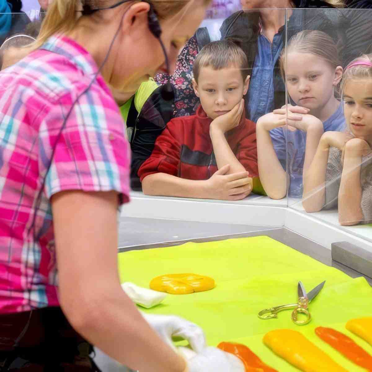 Rodzinne warsztaty cukierkowe | Kielce | Magia Karmelu