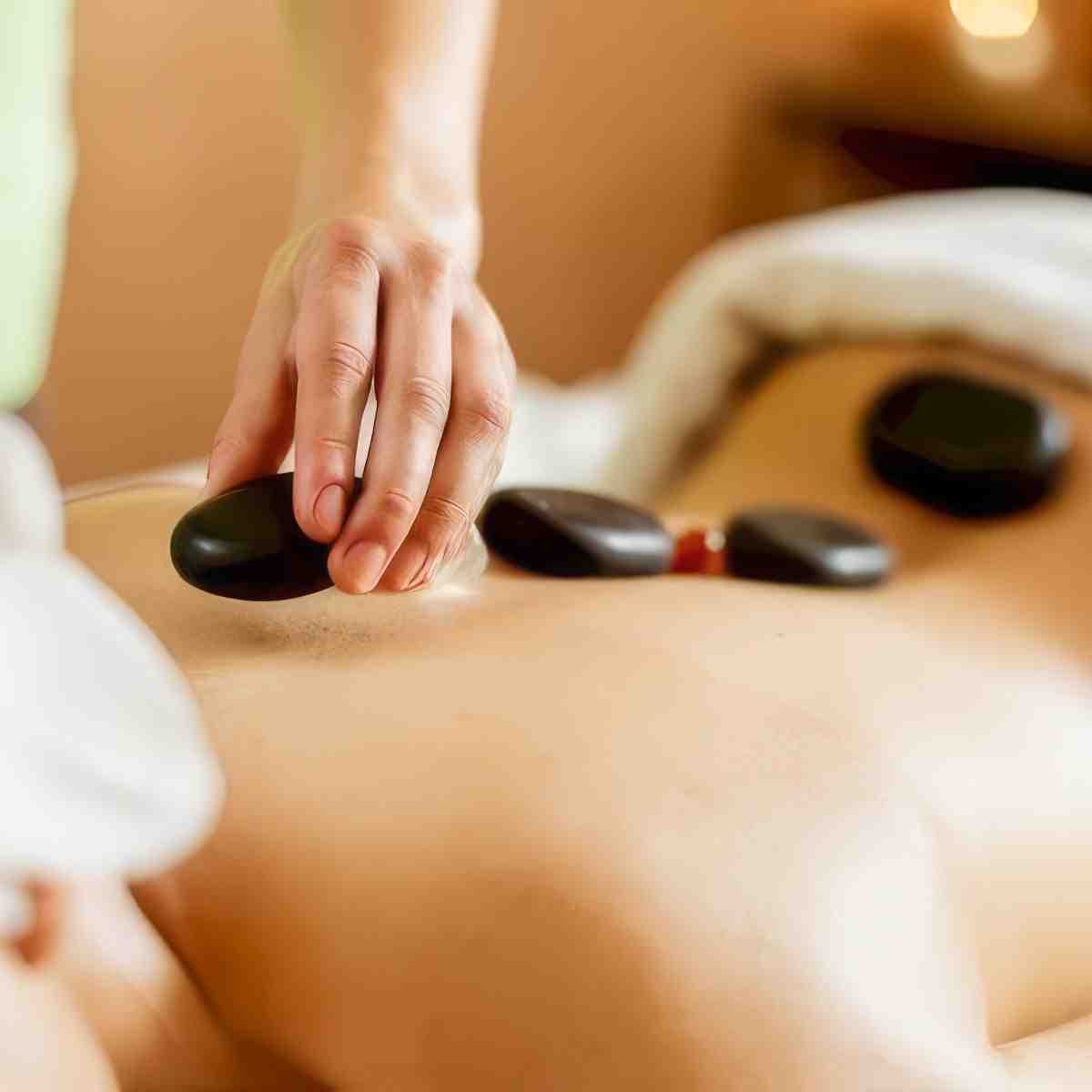 Masaż gorącymi kamieniami | Nowy Sącz | Asana SPA