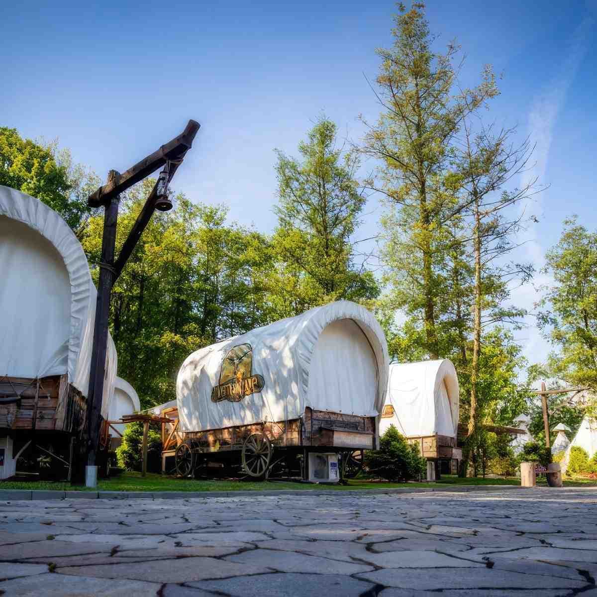 Weekend w wozie kowbojskim na Dzikim Zachodzie | Zator | Western Camp Resort