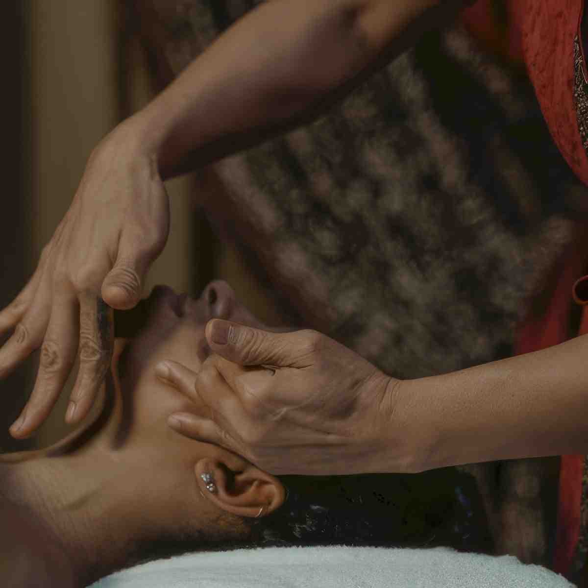 Tajski masaż pleców, głowy i twarzy | Katowice | Jasmine SPA