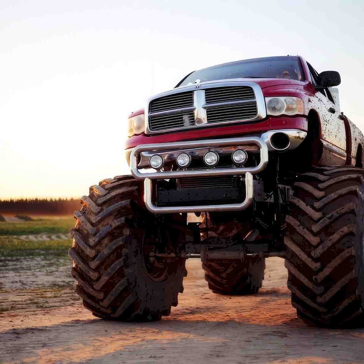 Ekstremalna jazda Monster Truckiem dla dwojga | Gdańsk