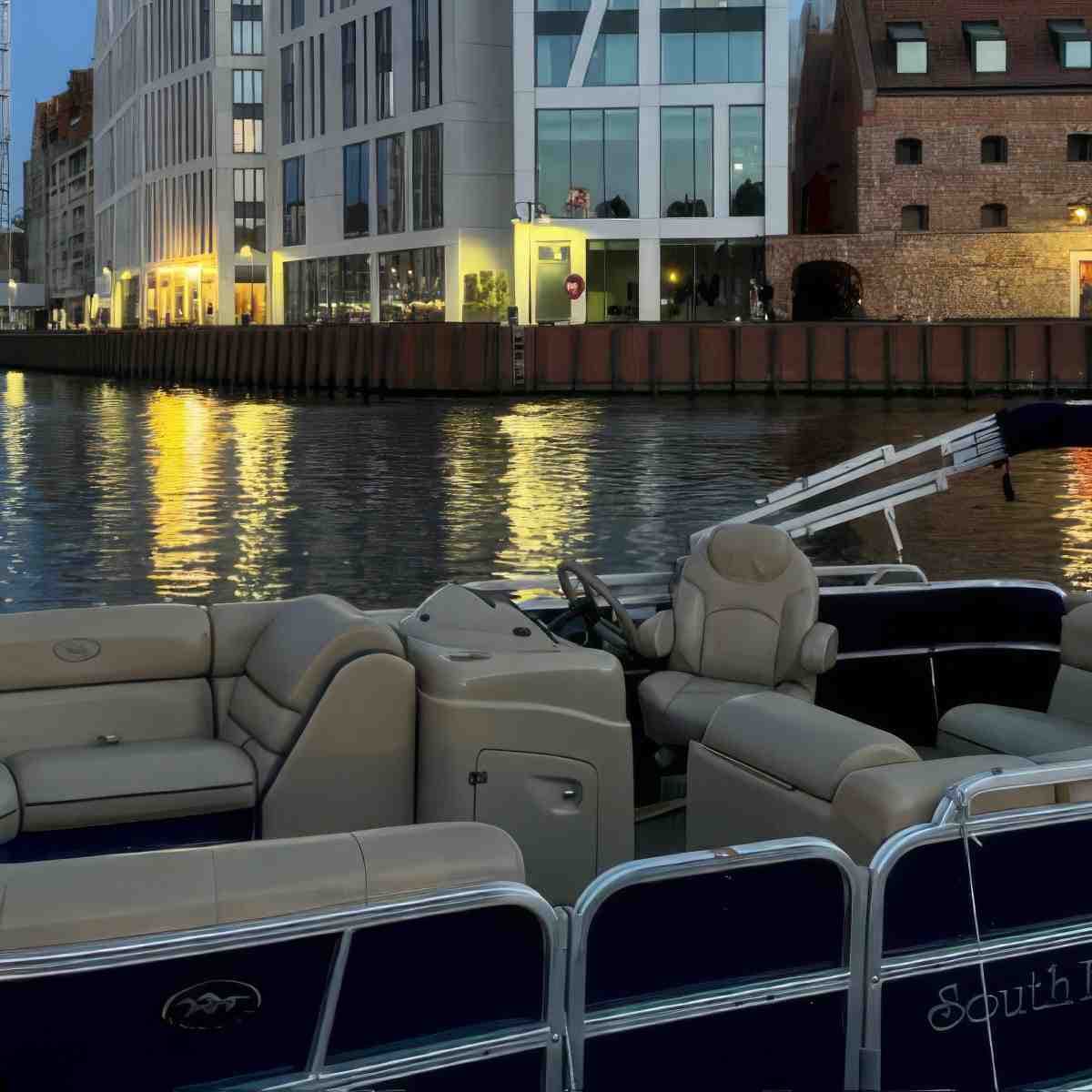 Rejs katamaranem SouthBay | Gdańsk