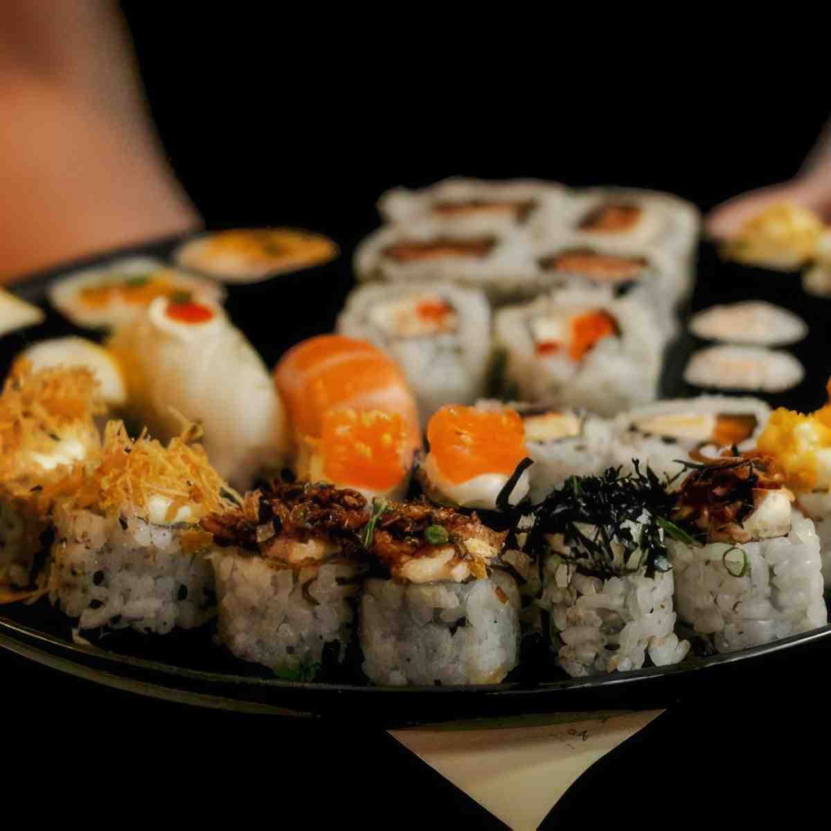 Voucher 200 PLN na sushi z dostawą do domu | Pruszków | Koku Sushi