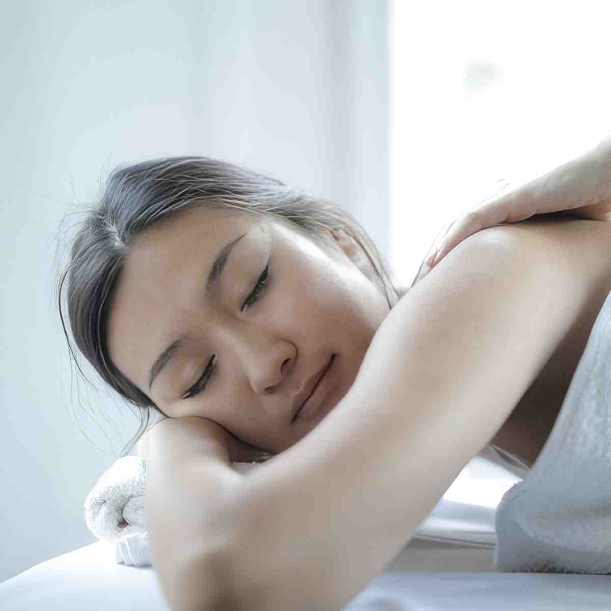 Aromatyczny peeling ciała | Katowice | Atelier Massage