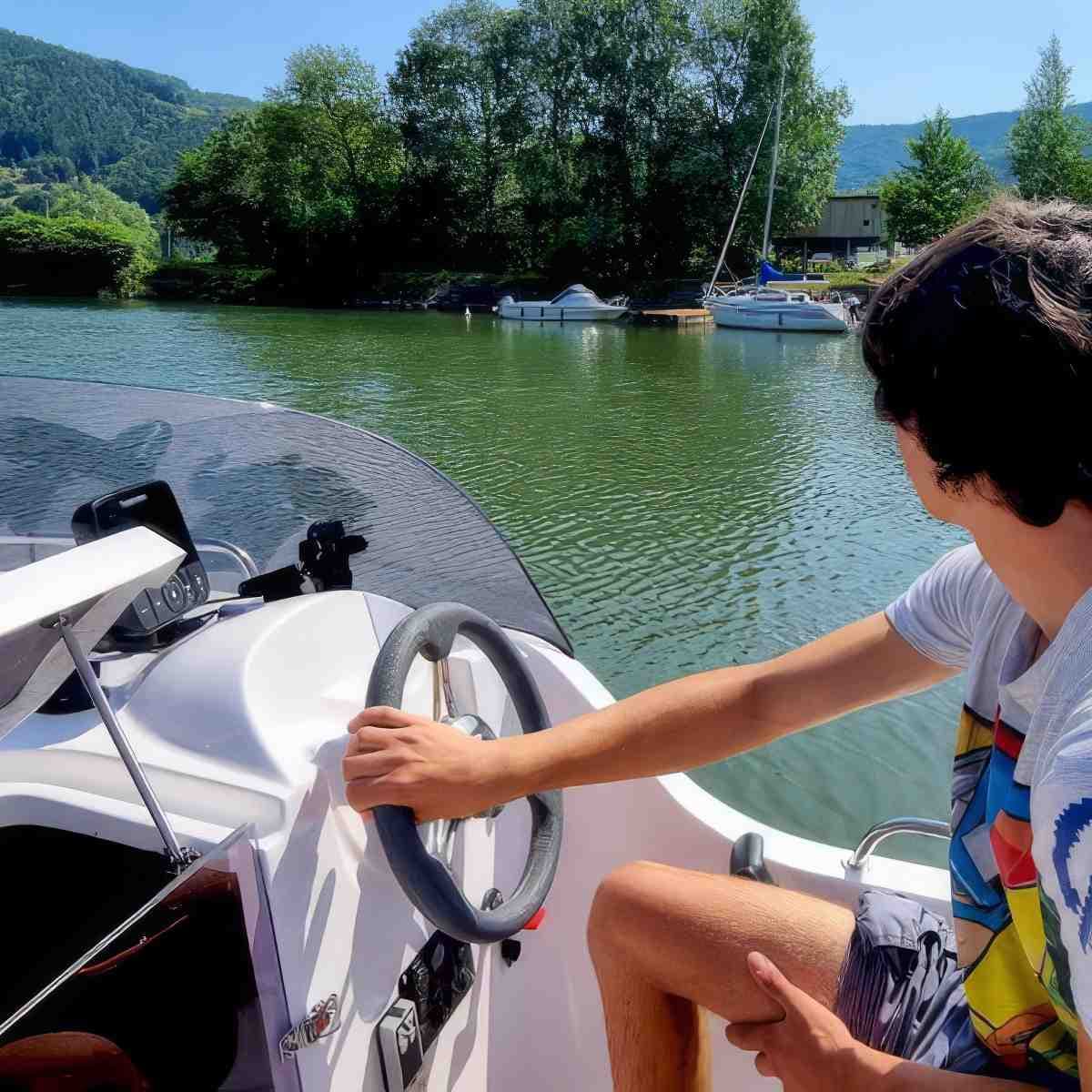 Przygoda na łodzi motorowej | Bielsko-Biała (Jezioro Międzybrodzkie)