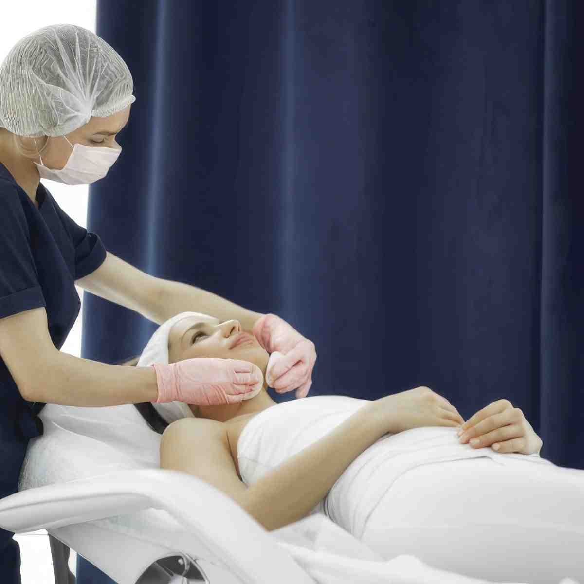 Zabieg na twarz | Warszawa | Klinika SkinLAB