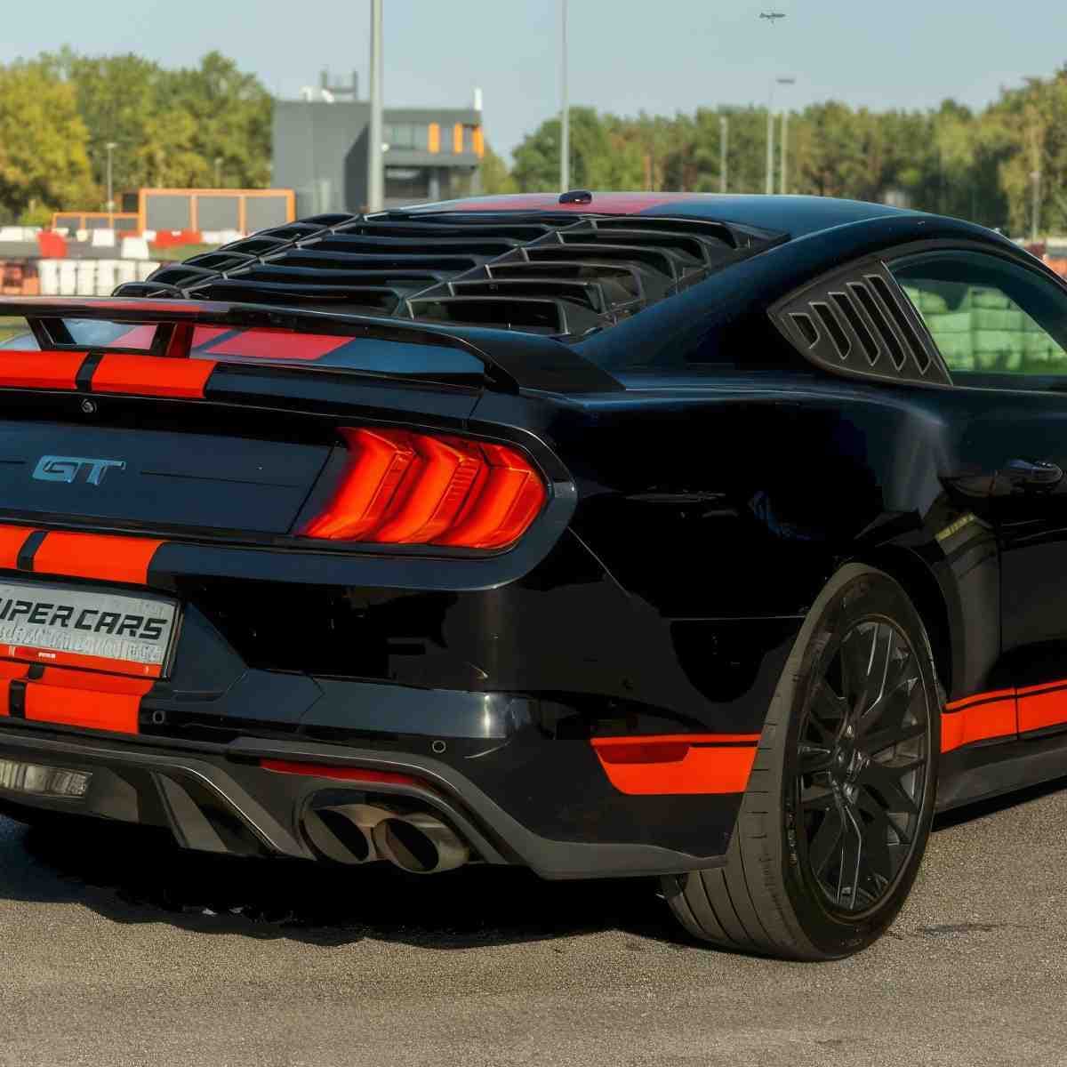 Jazda Fordem Mustangiem - 2 okrążenia | Wiele lokalizacji | Super Cars