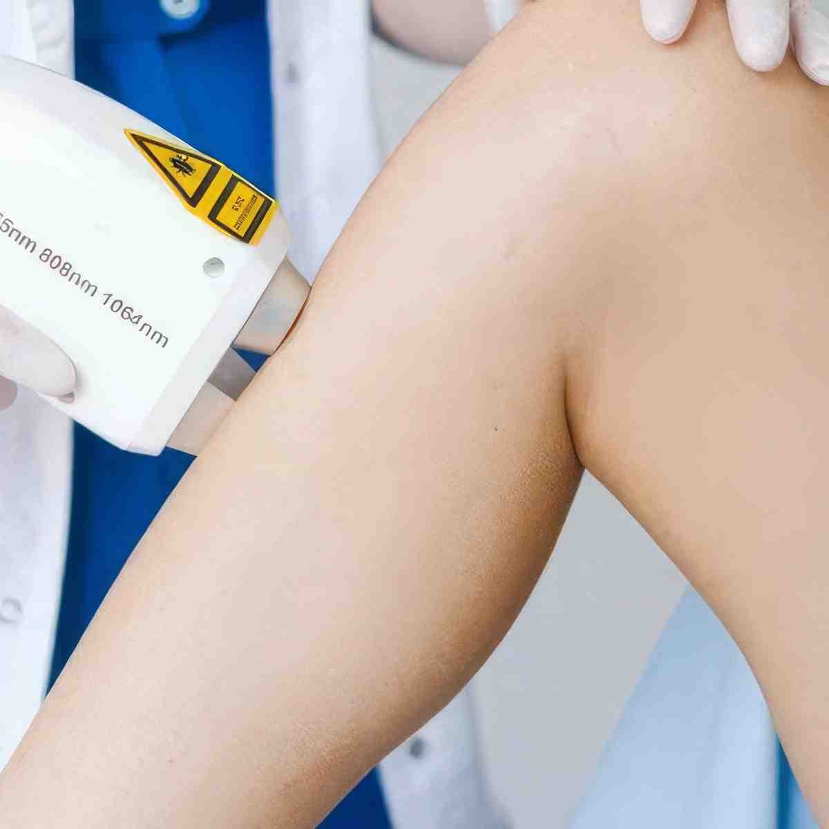 Voucher 200 PLN na depilację laserową | Katowice (Łaziska Górne)