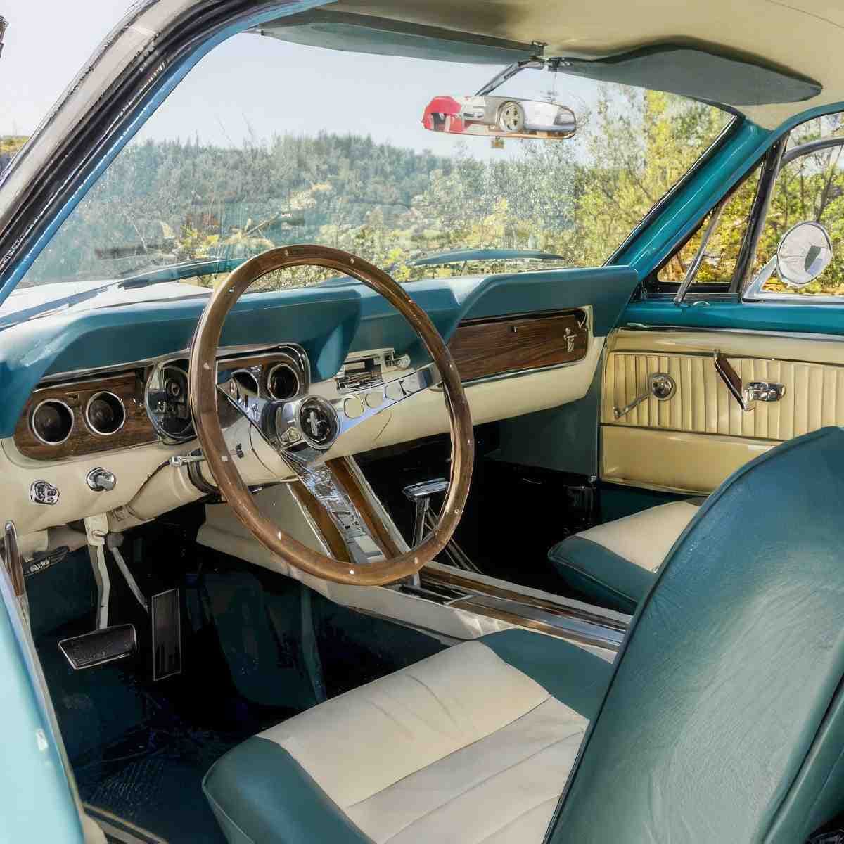 Przejażdżka historycznym Mustangiem | Katowice | West Cars