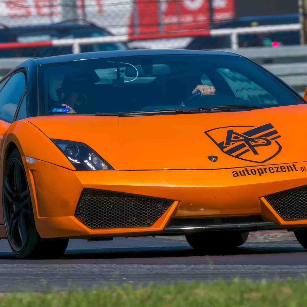Jazda Lamborghini Gallardo ulicami miasta | Warszawa (Grójec) | AUTOPREZENT