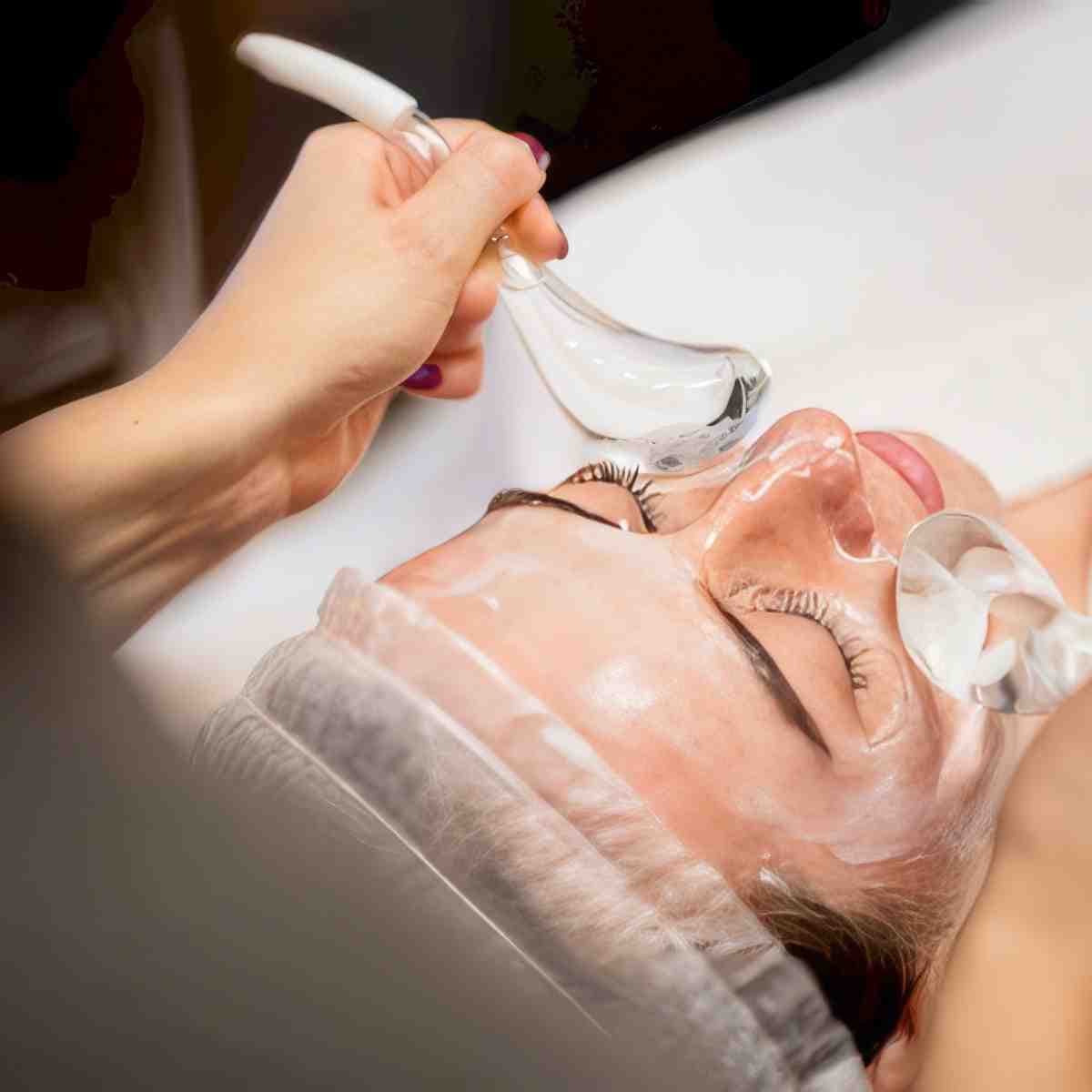 Zabieg na twarz | Toruń | Iconic CLINIC&SPA