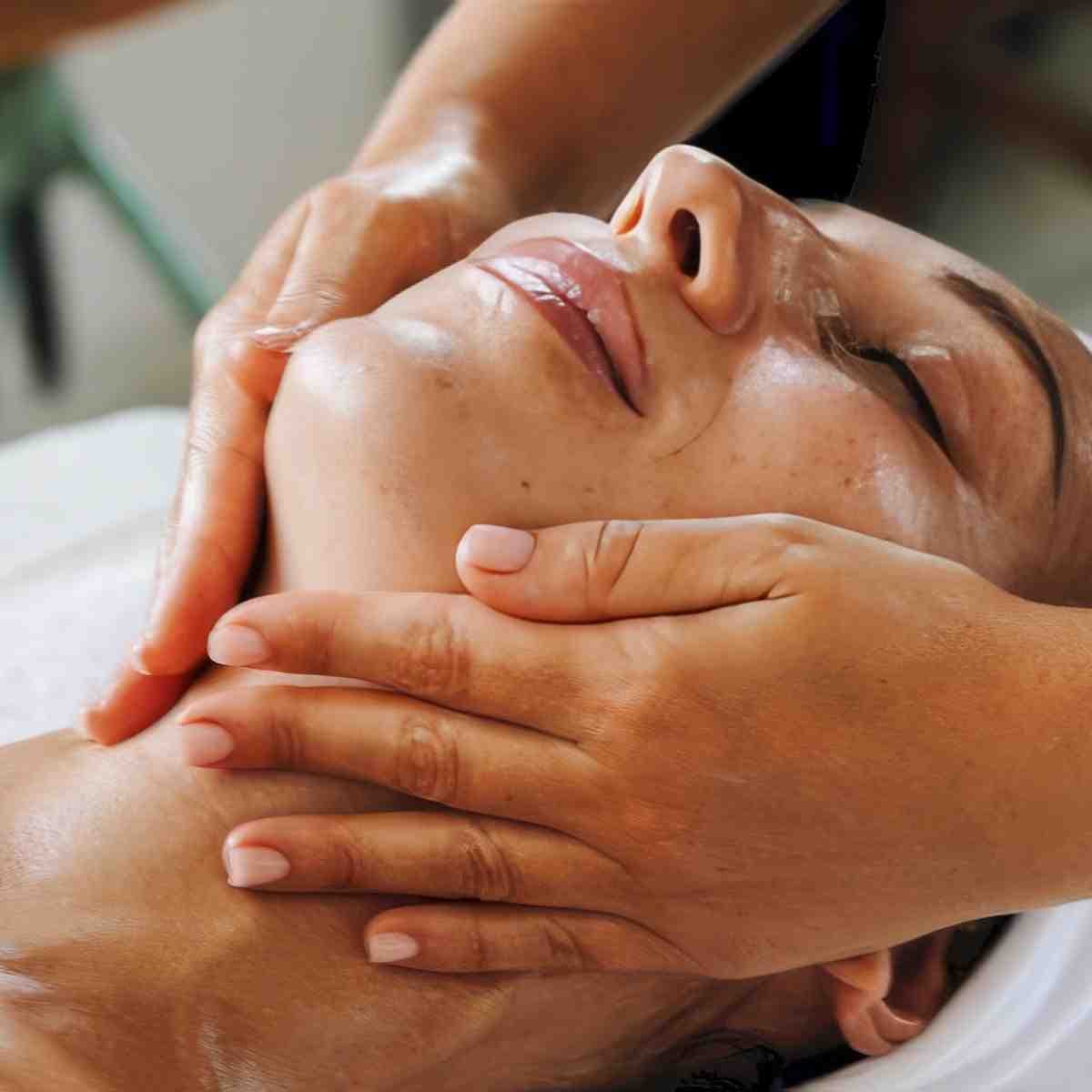 Masaż kobido | Józefów | Head Spa