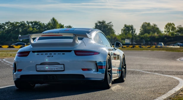 Porsche 911, Wiele torów (2 okrążenia) Prezent • Katalog