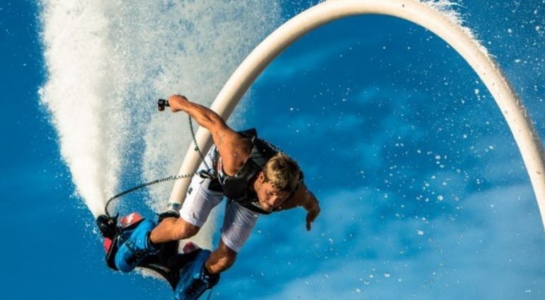 Prezent Poznaj FLYBOARD® dla dwojga - adrenalina na wodzie zdjęcie 1