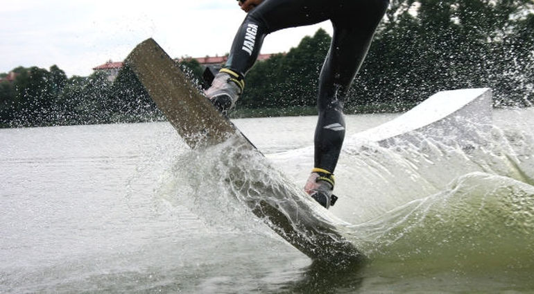 Poznaj wakeboarding dla grupy, Gdańsk (do 4 osób)