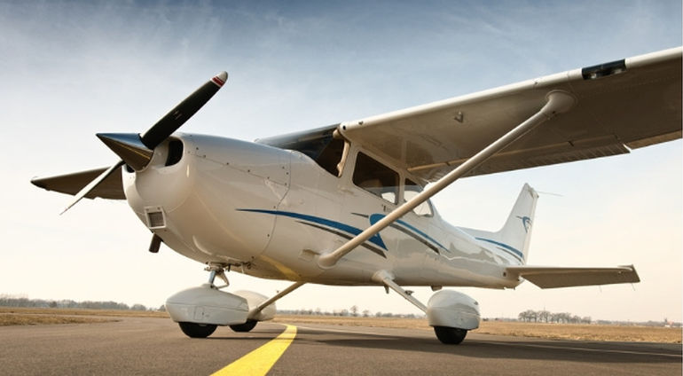 Samolot Cessna na Lotnisku