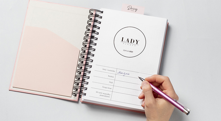 Różowy notatnik Lady Planner