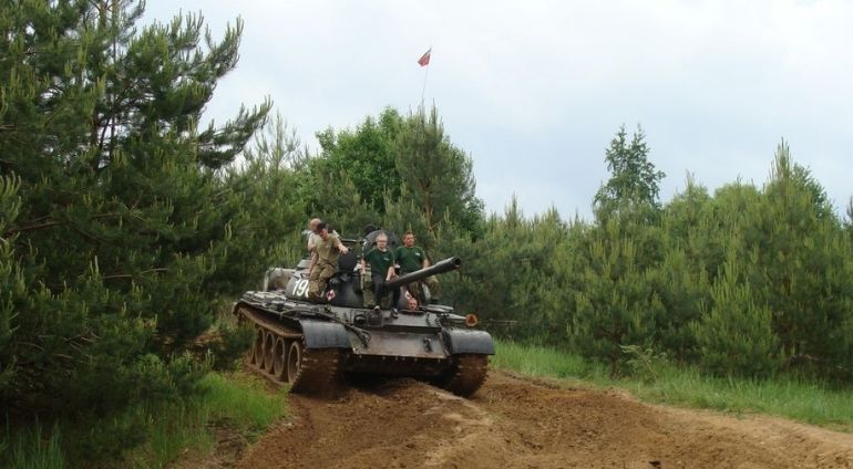 Jazda czołgiem T-55A w Mrągowie