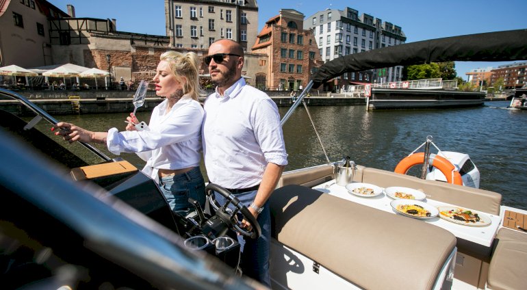 Rejs motorówką 2
