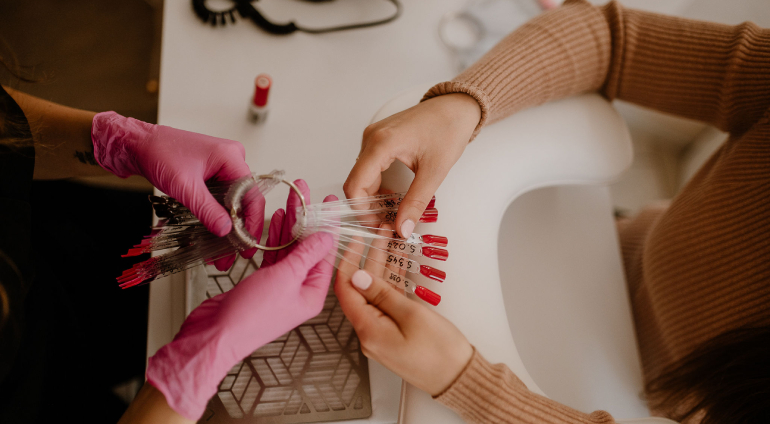 Manicure i pedicure