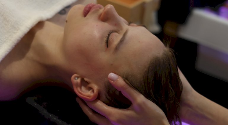 Head SPA