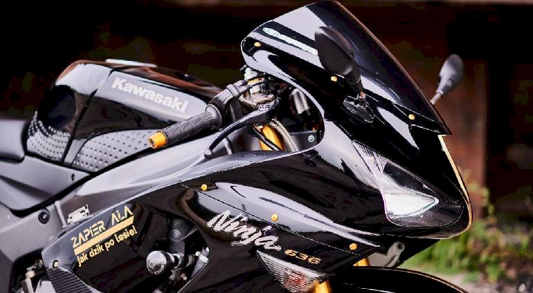 Jazda Kawasaki Ninja ZX6R po torze jako pasażer - Toruń (5 okrążeń)
