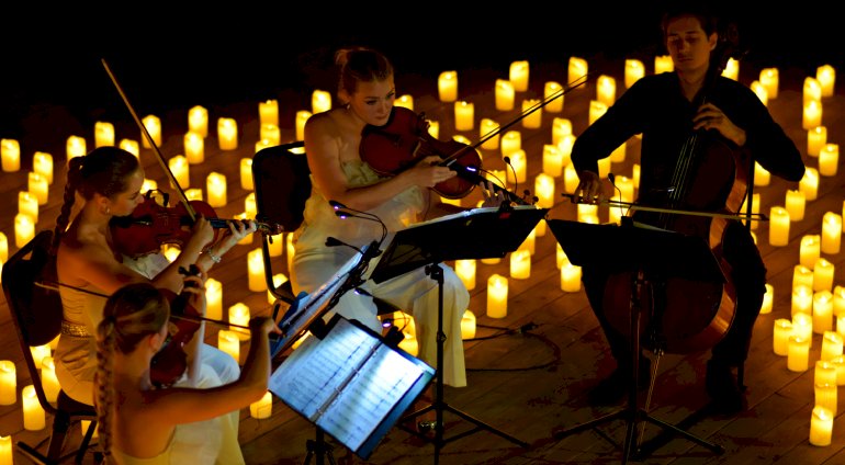 Koncert przy świecach
