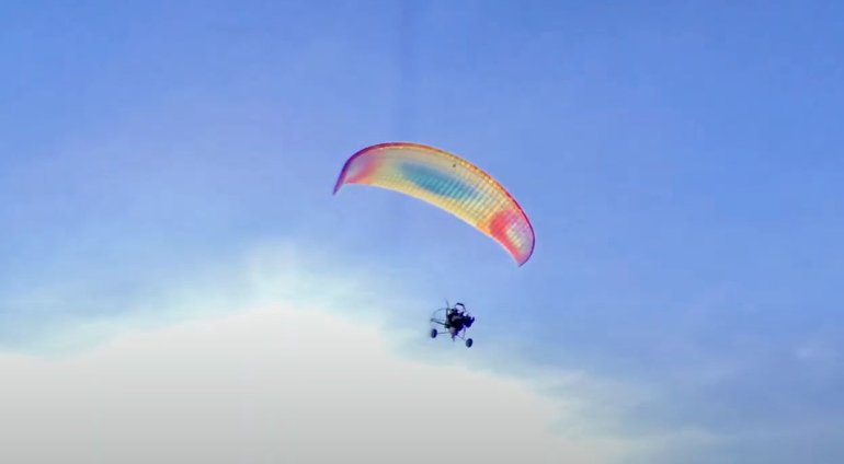 Lot motoparalotnią 2
