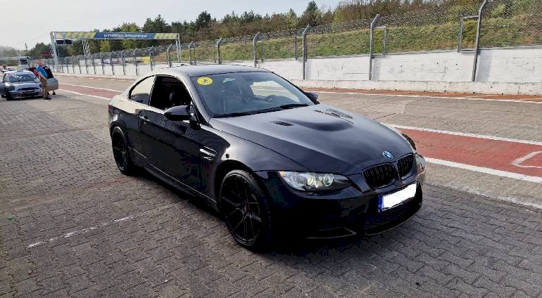 Jazda za kierownicą BMW M3 E92 V8 po torze - Toruń (10 okrążeń)
