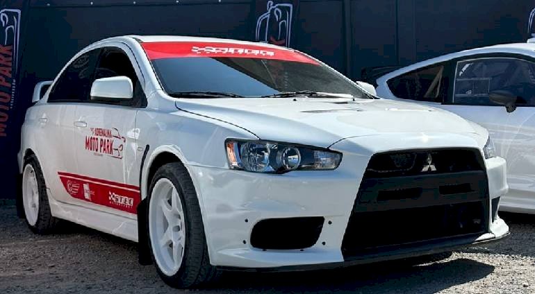 Jazda rallycross jako pasażer - Mitsubishi Lancer Evo X (2 okrążenia)