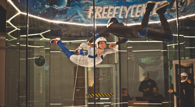 Lot w tunelu aerodynamicznym FreeFlyCenter (Leszno) - 1 osoba, 2 minuty