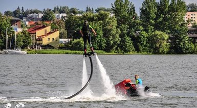 Poznaj FLYBOARD® dla dwojga - adrenalina na wodzie - Warszawa (30 min)
