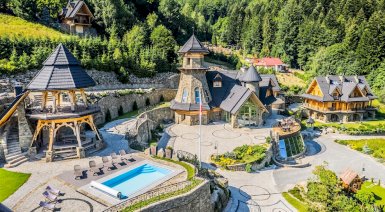 Romantyczny weekend dla dwojga w Krupówka Mountain Resort - Szczyrk (domek)