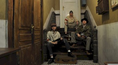 Escape room - pokój zagadek dla grupy - Warszawa (Black Cat, voucher kwotowy 400 PLN)