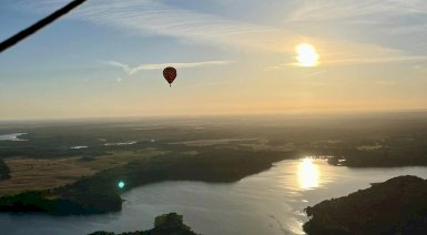 Romantyczny lot balonem we dwoje - Mazury Warsaw Balloon Team (w tygodniu)