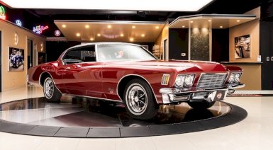 Przejażdżka amerykańskim klasykiem z wizytą w muzeum - Kościerzyna - Buick Riviera