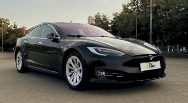 Jazda Teslą (60 minut) - Kraków (EV RENT)
