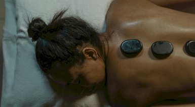 Masaż gorącymi kamieniami - Lublin (Pistacje Face Body)