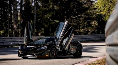 Jazda za kierownicą McLaren 570GT - Toruń MotoPark (10 okrążeń)