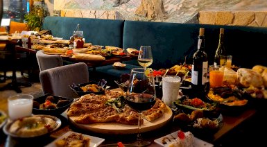 Kolacja we dwoje - Warszawa (Restauracja Libańska Fenicja)