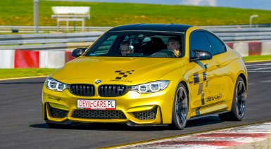 Jazda BMW M4 - Wiele torów (1 okrążenie, DEVIL-CARS)